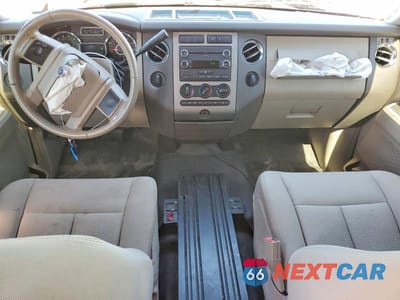 Zdjęcie 8 z 13 samochodu: 2010 FORD EXPEDITION XLT VIN:1FMJU1G54AEB56896 - miniatura