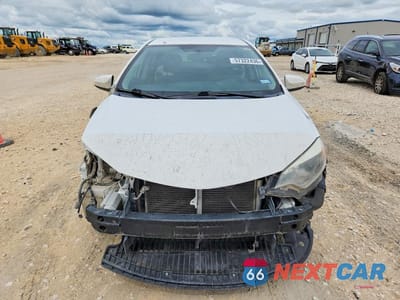 Piąte zdjęcie samochodu w środku: 2016 TOYOTA COROLLA LE VIN:5YFBURHEXGP404246 - miniatura