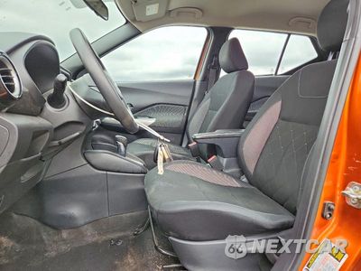 Zdjęcie 7 z 13 samochodu: 2020 NISSAN KICKS SV VIN:3N1CP5CV3LL565155 - miniatura