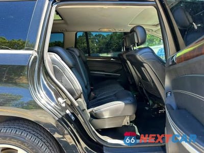 Zdjęcie 9 z 10 samochodu: 2012 MERCEDES-BENZ GL 450 4MATIC VIN:4JGBF7BE0CA794761 - miniatura