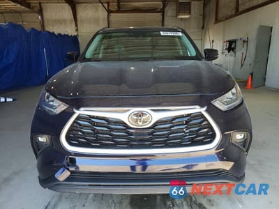 Piąte zdjęcie samochodu w środku: 2020 TOYOTA HIGHLANDER XLE VIN:5TDGZRAH9LS005261 - miniatura