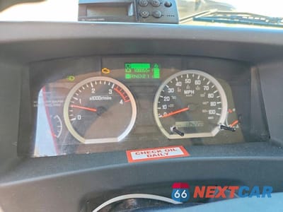Zdjęcie 9 z 13 samochodu: 2016 ISUZU NPR REFRIGERATED BOX TRUCK VIN:JALC4W168G7002442 - miniatura