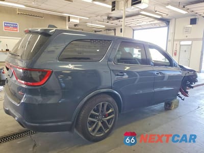 Trzecie zdjęcie samochodu z tyłu: 2020 DODGE DURANGO SRT VIN:1C4SDJGJ6LC412847 - miniatura
