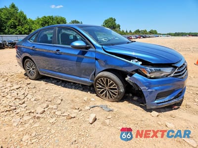 Czwarte zdjęcie samochodu z boku: 2020 VOLKSWAGEN JETTA S VIN:3VWCB7BU2LM033385 - miniatura