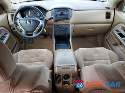 Zdjęcie 8 z 13 samochodu: 2005 HONDA PILOT EX VIN:5FNYF18485B052838 - miniatura