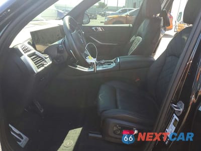 Zdjęcie 7 z 13 samochodu: 2024 BMW X5 XDRIVE40I VIN:5UX23EU01R9V38057 - miniatura