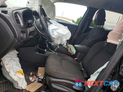 Zdjęcie 7 z 13 samochodu: 2018 JEEP RENEGADE LATITUDE VIN:ZACCJBBB4JPJ15178 - miniatura
