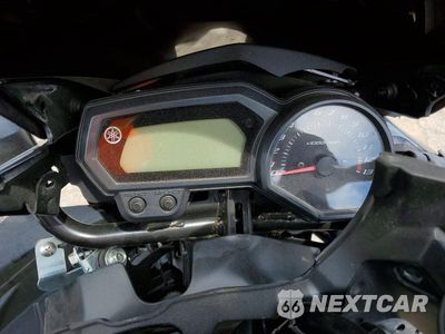 Zdjęcie 7 z 8 samochodu: 2009 YAMAHA FZ6 R VIN:JYARJ18E09A005051 - miniatura