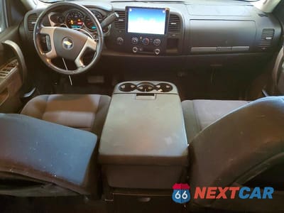 Zdjęcie 8 z 12 samochodu: 2010 CHEVROLET SILVERADO K1500 LT VIN:3GCRKSE38AG253810 - miniatura