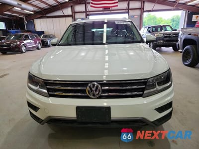 Piąte zdjęcie samochodu w środku: 2021 VOLKSWAGEN TIGUAN SE VIN:3VV3B7AX6MM066102 - miniatura