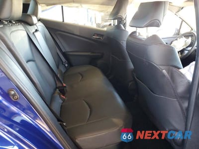 Zdjęcie 10 z 12 samochodu: 2018 TOYOTA PRIUS FOUR VIN:JTDKARFU4J3547647 - miniatura