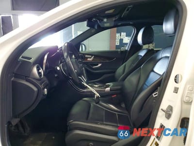 Zdjęcie 7 z 13 samochodu: 2019 MERCEDES-BENZ C 300 4MATIC VIN:55SWF8EBXKU296083 - miniatura