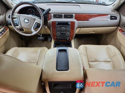 Zdjęcie 8 z 12 samochodu: 2013 CHEVROLET SILVERADO K1500 LTZ VIN:3GCPKTE77DG312768 - miniatura