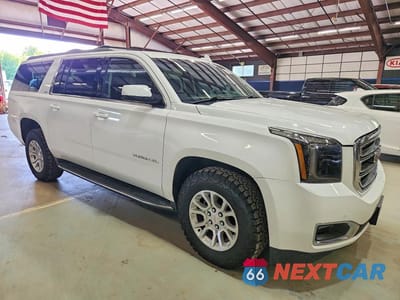 Czwarte zdjęcie samochodu z boku: 2017 GMC YUKON XL K1500 SLT VIN:1GKS2GKC1HR186369 - miniatura