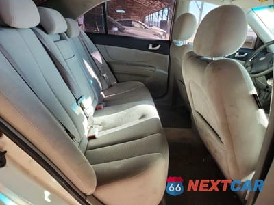 Zdjęcie 10 z 12 samochodu: 2008 HYUNDAI SONATA GLS VIN:5NPET46C08H336901 - miniatura