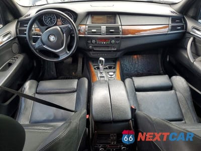 Zdjęcie 8 z 13 samochodu: 2008 BMW X5 3.0I VIN:5UXFE43558L032459 - miniatura