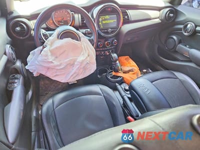 Zdjęcie 8 z 12 samochodu: 2017 MINI COOPER VIN:WMWXU1C35H2F77492 - miniatura