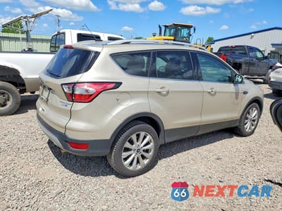Trzecie zdjęcie samochodu z tyłu: 2017 FORD ESCAPE TITANIUM VIN:1FMCU9JD1HUC21081 - miniatura