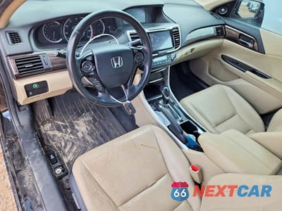 Zdjęcie 8 z 12 samochodu: 2016 HONDA ACCORD EXL VIN:1HGCR2F82GA060217 - miniatura