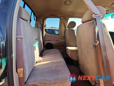 Zdjęcie 10 z 12 samochodu: 2000 TOYOTA TUNDRA SR5 VIN:5TBBT4417YS041107 - miniatura