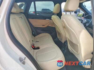 Zdjęcie 10 z 13 samochodu: 2016 BMW X1 XDRIVE28I VIN:WBXHT3C37GP881723 - miniatura