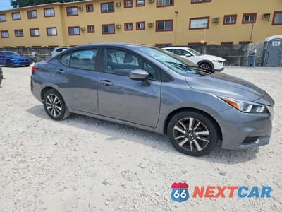 Czwarte zdjęcie samochodu z boku: 2021 NISSAN VERSA SV VIN:3N1CN8EV0ML824349 - miniatura
