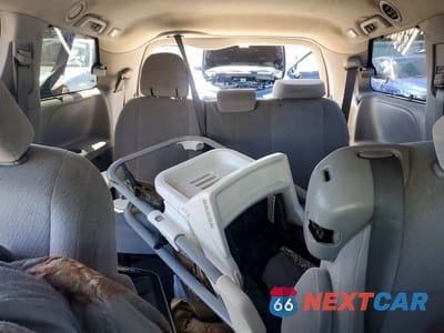 Zdjęcie 10 z 13 samochodu: 2017 TOYOTA SIENNA LE VIN:5TDKZ3DC3HS772408 - miniatura