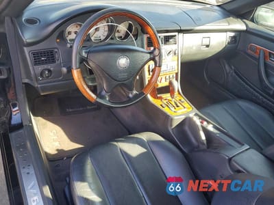 Zdjęcie 15 z 24 samochodu: 2002 MERCEDES-BENZ SLK 320 VIN:WDBKK65F62F252434 - miniatura