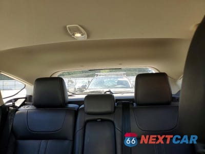 Zdjęcie 10 z 13 samochodu: 2014 FORD FOCUS TITANIUM VIN:1FADP3N20EL294987 - miniatura