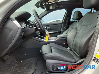 Zdjęcie 7 z 12 samochodu: 2019 BMW 330XI VIN:WBA5R7C56KAJ86553 - miniatura