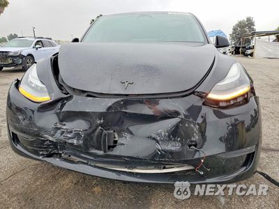 Piąte zdjęcie samochodu w środku: 2023 TESLA MODEL Y VIN:7SAYGDEE1PA096422 - miniatura