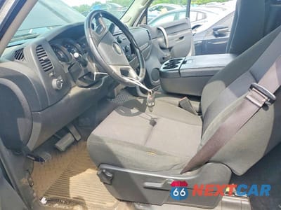 Zdjęcie 7 z 12 samochodu: 2013 CHEVROLET SILVERADO K1500 LT VIN:1GCNKSEA0DZ222360 - miniatura