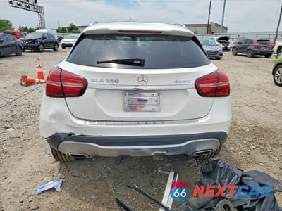 Zdjęcie 6 z 13 samochodu: 2019 MERCEDES-BENZ GLA 250 4MATIC VIN:WDCTG4GB7KJ582788 - miniatura