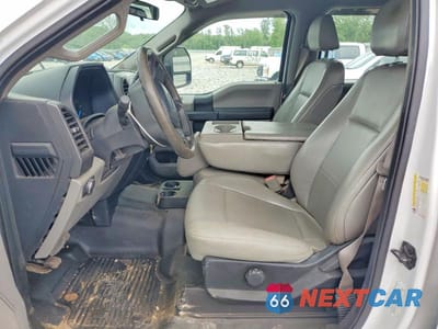 Zdjęcie 7 z 13 samochodu: 2018 FORD F350 SUPER DUTY VIN:1FT8W3A64JEC71444 - miniatura