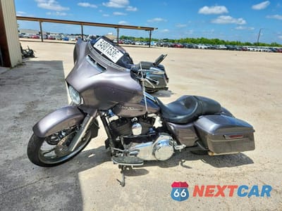 Trzecie zdjęcie samochodu z tyłu: 2015 HARLEY-DAVIDSON FLHXS STREET GLIDE SPECIAL VIN:1HD1KRM17FB629286 - miniatura