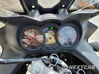 Zdjęcie 7 z 9 samochodu: 2009 SUZUKI DL650K9 V-STROM 650 VIN:JS1VP54AX92100720 - miniatura