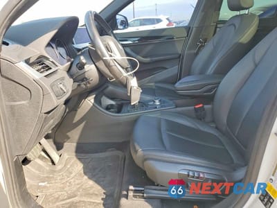 Zdjęcie 7 z 13 samochodu: 2021 BMW X1 XDRIVE28I VIN:WBXJG9C07M5S73660 - miniatura