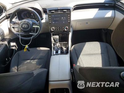 Zdjęcie 8 z 12 samochodu: 2023 HYUNDAI TUSCON VIN:KM8JBCAE5PU244090 - miniatura