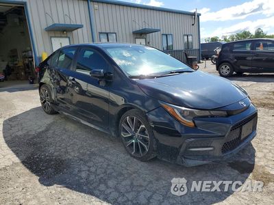 Czwarte zdjęcie samochodu z boku: 2020 TOYOTA COROLLA SE VIN:5YFS4RCE6LP032714 - miniatura