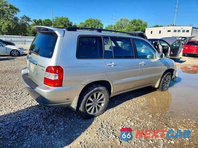Trzecie zdjęcie samochodu z tyłu: 2006 TOYOTA HIGHLANDER HYBRID VIN:JTEEW21A760003974 - miniatura