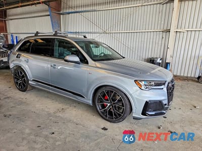Czwarte zdjęcie samochodu z boku: 2024 AUDI Q7 PRESTIGE S-LINE VIN:WA1WXBF77RD007050 - miniatura