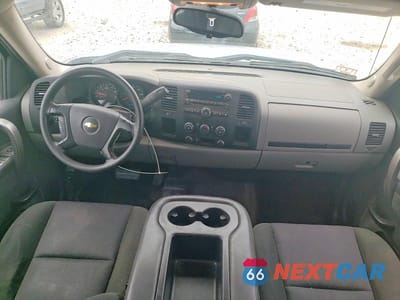 Zdjęcie 8 z 12 samochodu: 2012 CHEVROLET SILVERADO K1500 LS VIN:1GCRKREA0CZ257764 - miniatura