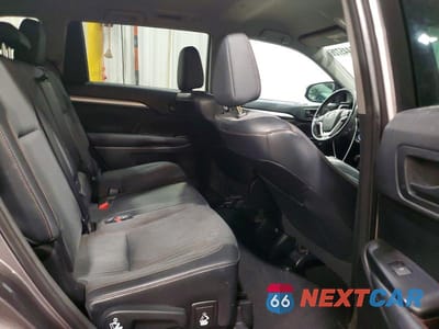 Zdjęcie 11 z 13 samochodu: 2015 TOYOTA HIGHLANDER LE PLUS VIN:5TDBKRFH3FS142658 - miniatura
