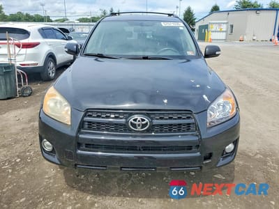 Piąte zdjęcie samochodu w środku: 2011 TOYOTA RAV4 SPORT VIN:JTMRK4DV3B5102851 - miniatura
