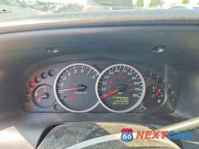 Zdjęcie 9 z 12 samochodu: 2003 MAZDA TRIBUTE LX VIN:4F2CZ04183KM29305 - miniatura