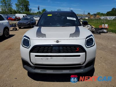 Piąte zdjęcie samochodu w środku: 2026 MINI COUNTRYMAN S ALL4 VIN:WMZ23GA04T7U08861 - miniatura