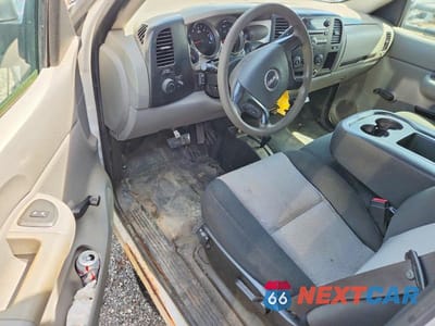 Zdjęcie 8 z 12 samochodu: 2008 GMC SIERRA K3500 VIN:1GDJK34K78E167946 - miniatura