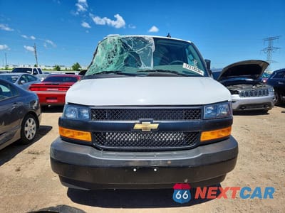 Piąte zdjęcie samochodu w środku: 2025 CHEVROLET EXPRESS G2500 VIN:1GCWGAFP1S1280718 - miniatura