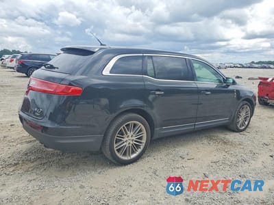 Trzecie zdjęcie samochodu z tyłu: 2014 LINCOLN MKT VIN:2LMHJ5AT4EBL56768 - miniatura