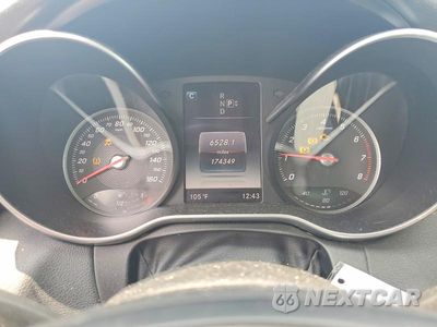 Zdjęcie 9 z 12 samochodu: 2015 MERCEDES-BENZ C 300 4MATIC VIN:55SWF4KB7FU009785 - miniatura